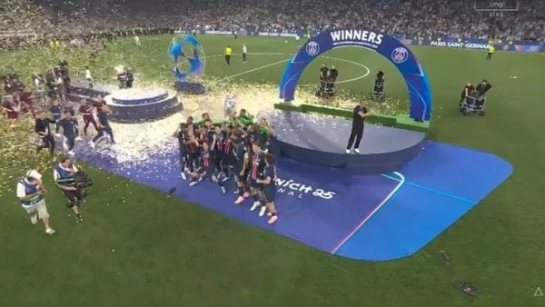 Dima: Enrique was the first to applaud Inter Milan players when the Paris players won the cup, expressing great respect