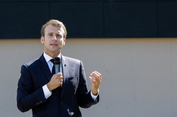 Macron: Thanks to Paris Saint-Germain for making the French people s dream come true