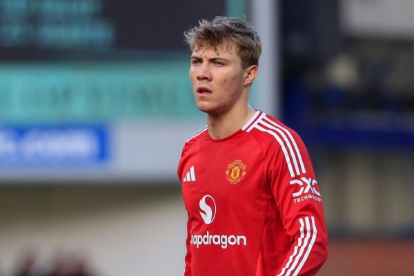 Desky Sky: Inter Milan is interested in Hoylen, Manchester United is willing to accept a high quotation of &, negotiations have begun