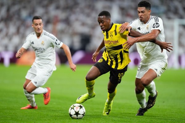 Reporter: Chelsea is not in a hurry to sign Gittens before the Club World Cup, and the player transfer fee is about 50 million pounds