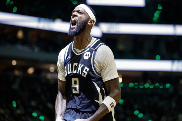 Magazine: Portis is expected to stay with the Bucks, whether it is executing player options or jumping out of signing a long contract