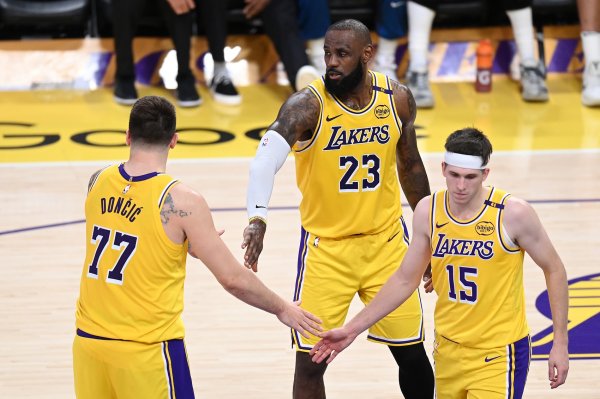 Morris Jr.: The Lakers should trade Reeves. He and Doncic are on defense at the same time. It is a disaster.
