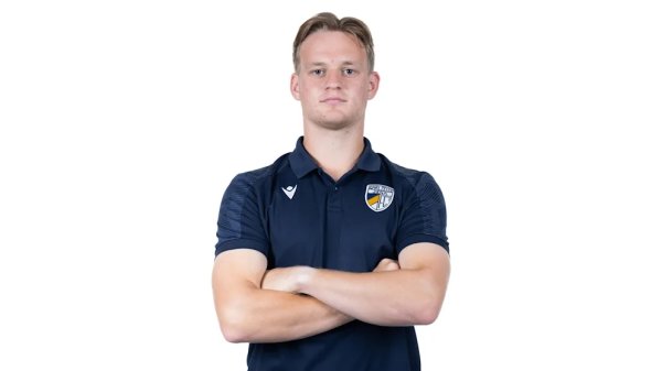 Photo: Brother Urbici will join Bayern as the women s U20 goalkeeper coach