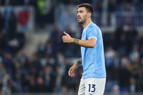 Skira: Romanioli rejects high-paying offer from Qatar clubs and hopes to stay in Lazio