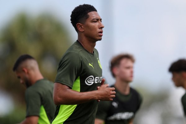 Bellingham: I m glad my brother chose Dortmund, but unfortunately he can t get on the game next time