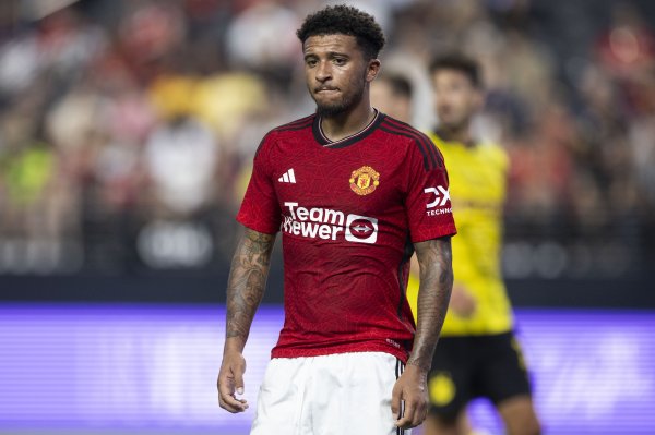 All market: Juventus negotiates Sancho s transfer fee of 25 million euros, and players need 8 million euros annual salary