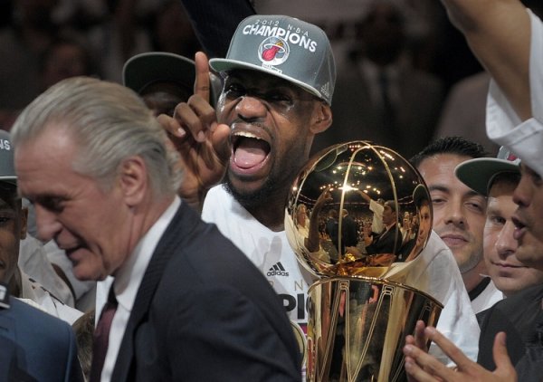 Da Van defends James: Why is he always criticized? Just because you want to compare with Jordan?