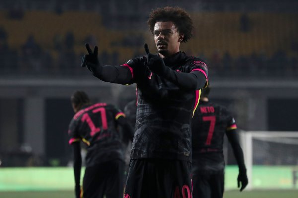 Photograph: Bayern may have to pay £30 million to sign Vega no negotiations are underway