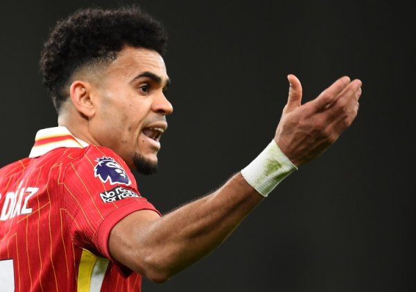 Reporter: Dias asked Liverpool to accept Bayern s offer, and he hopes to improve his contract treatment