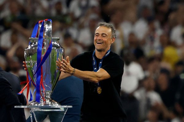 Enrique jokingly said: There may be something wrong with the Champions League draw computer, and it is very difficult for Paris to advance directly