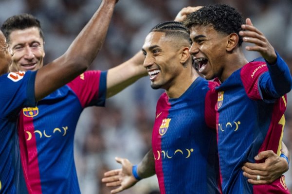 Barcelona s UEFA Champions League roster: Lewandowski, Rafinia, Yamal leads, and Special Lions are selected