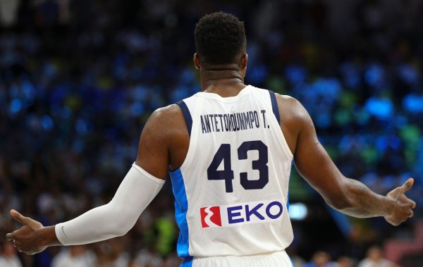 Antetokounmpo: Treat the European Championship as a warm-up stage to return to the NBA This is God s gift