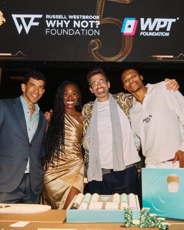 ❤Westbrook WHY NOT Foundation holds annual poker night event, DeRozan & Jordan Jr. support!
