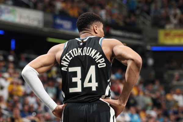 Shams: Antetokounmpo will pay close attention to the performance of the Bucks and the league s trends in the new season