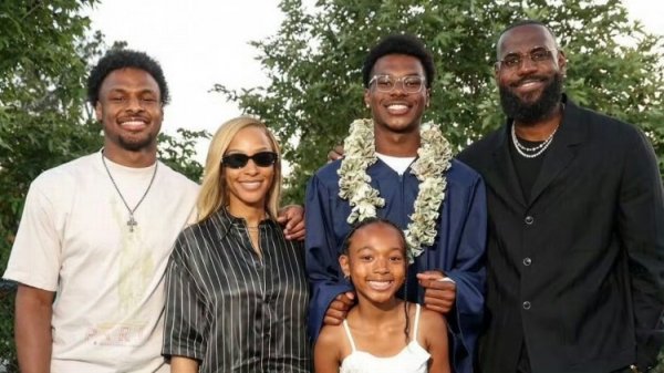 LeBron: My wife has parents and siblings and settling in with her was a different experience