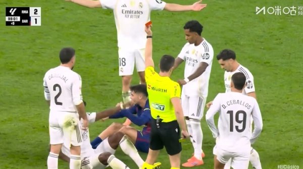 Pedri s first career win! Pedri crossed the ball too much and received the second yellow. He had previously pulled Vinicius and received a yellow.