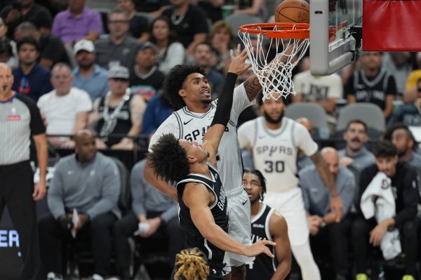 Commentary: Harper is calm in the face of danger. Wenban and Castle definitely don t have this temperament in their first year.