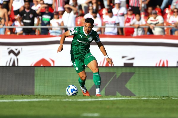 Excellent performance! AS: Roque hopes to be included in Brazil’s World Cup squad and may return to play in Europe in the future