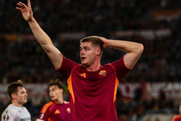 Mi Sports: Ferguson was selected for the Irish team despite injury. He scored 0 goals in Rome but scored 3 goals in the last 4 World Cup qualifying games.