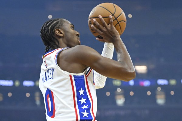 The shooting feel is average! Maxi made 13% of 31 shots, 26 three-pointers, 11 of 2 from the air, and scored 31 points, 7 rebounds, 3 assists, and 4 steals.