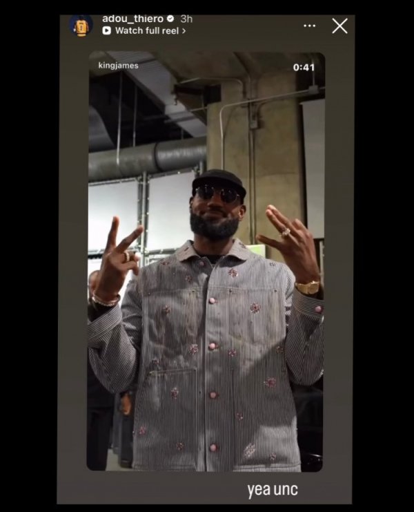 19 years and 5 months younger than Lao Zhan! Tierro congratulated James on his debut of the season: Yeah! uncle